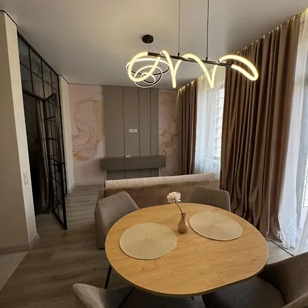 Apartment Arkadia App жк еллада Odesa